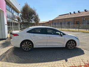 Toyota Corolla 2.0 XR - Image 3