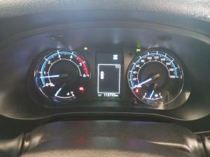 Toyota Hilux 2.8GD-6 double cab 4x4 Legend auto - Image 9