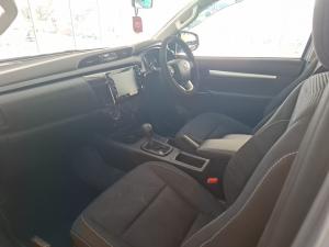 Toyota Hilux 2.4GD-6 Xtra cab Raider auto - Image 7