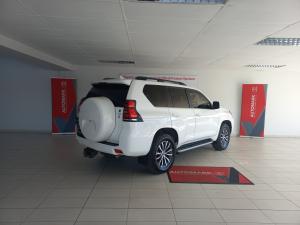 Toyota Land Cruiser Prado 2.8GD VX - Image 2