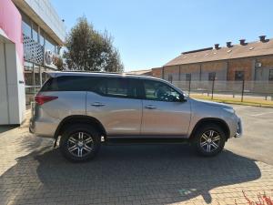 Toyota Fortuner 2.8GD-6 auto - Image 3