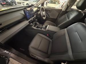 Toyota RAV4 2.5 HEV VX E-Four - Image 7