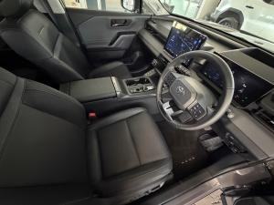 Toyota RAV4 2.5 HEV VX E-Four - Image 28