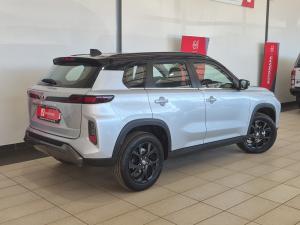 Toyota Urban Cruiser 1.5 XR manual - Image 2