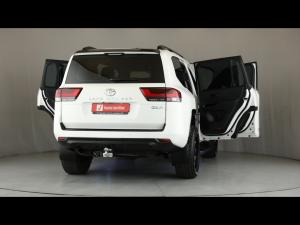 Toyota Land Cruiser 300 3.3D GX-R - Image 24