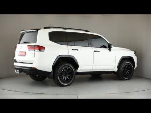 Toyota Land Cruiser 300 3.3D GX-R - Image 2