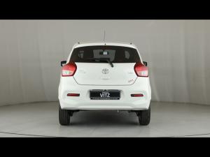Toyota Vitz 1.0 XR manual - Image 5