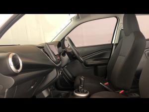 Toyota Vitz 1.0 XR manual - Image 7