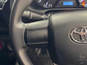 Toyota Hilux 2.0 single cab S (aircon) - Image 9