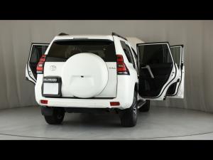 Toyota Land Cruiser Prado 2.8GD VX-L - Image 24