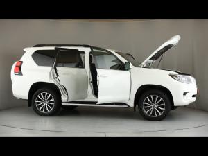 Toyota Land Cruiser Prado 2.8GD VX-L - Image 30