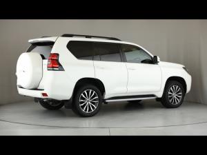 Toyota Land Cruiser Prado 2.8GD VX-L - Image 2