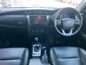 Toyota Fortuner 2.4GD-6 auto - Image 6