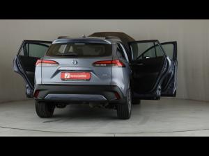 Toyota Corolla Cross 1.8 Hybrid XR - Image 24