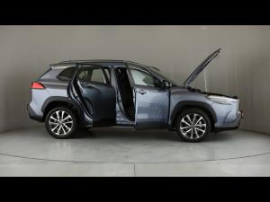 Toyota Corolla Cross 1.8 Hybrid XR - Image 30
