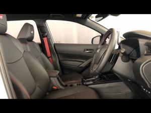 Toyota Corolla Cross 1.8 GR-Sport - Image 10