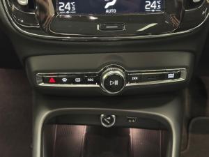 Volvo XC40 T3 Inscription auto - Image 14