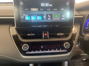 Toyota Corolla Cross 1.8 HEV XS - Image 14