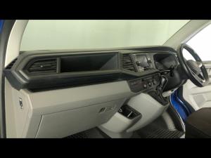 Volkswagen Transporter 2.0BiTDI crew bus LWB 4Motion 8-seater - Image 7