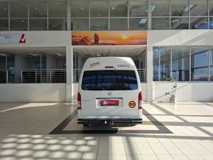 Toyota Hiace 2.5D-4D bus 14-seater GL - Image 5