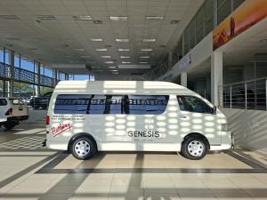 Toyota Hiace 2.5D-4D bus 14-seater GL - Image 3