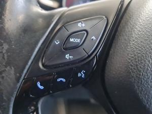 Toyota C-HR 1.2T Luxury - Image 9