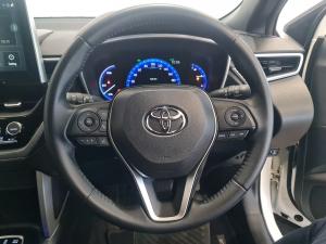 Toyota Corolla Cross 1.8 HEV XS - Image 8