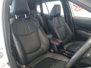 Toyota Corolla Cross 1.8 HEV XS - Image 16