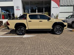 Toyota Hilux 2.8GD-6 double cab 4x4 Legend 55 - Image 3