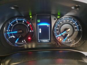 Toyota Hilux 2.8GD-6 double cab 4x4 Legend RS manual - Image 11