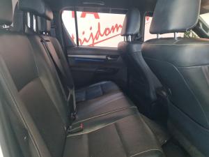 Toyota Hilux 2.8GD-6 double cab 4x4 Legend RS manual - Image 17