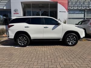 Toyota Fortuner 2.8GD-6 4x4 - Image 3