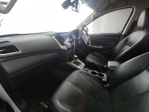 Mitsubishi Triton 2.4 Di-DC Xtreme 4X4 automaticD/C - Image 9