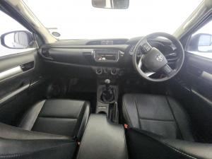 Toyota Hilux 2.7 Vvti RB SD/C - Image 9