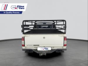 Nissan Hardbody NP300 2.5 TDi LWBS/C - Image 4