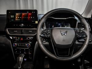 Mahindra XUV 3XO 1.2T AX5 auto - Image 5