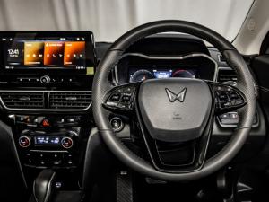 Mahindra XUV 3XO 1.2T AX7L - Image 4