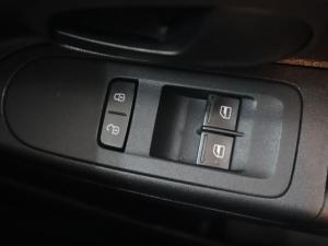 Volkswagen up! move up! 5-door 1.0 - Image 24