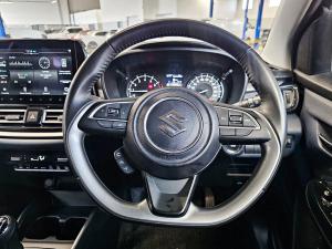 Suzuki Baleno 1.5 GLX manual - Image 10