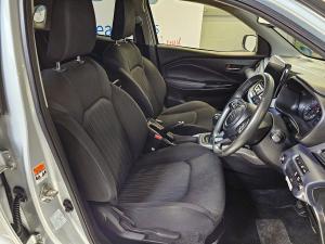 Suzuki Baleno 1.5 GLX manual - Image 8