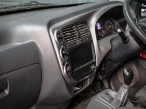 Kia K2700 2.7D workhorse dropside (no aircon) - Image 16