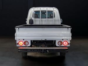 Kia K2700 2.7D workhorse dropside (no aircon) - Image 8