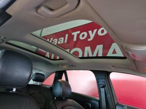 Mercedes-Benz GLC GLC220d 4Matic - Image 12