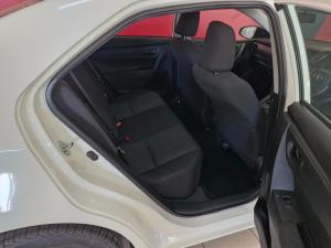Toyota Corolla Quest 1.8 Plus manual - Image 11