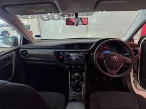 Toyota Corolla Quest 1.8 Plus manual - Image 15