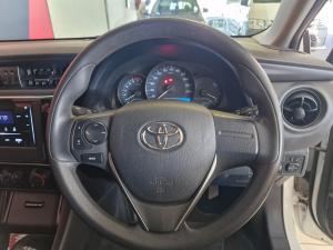Toyota Corolla Quest 1.8 Plus manual - Image 17