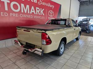 Toyota Hilux 2.0 chassis cab - Image 23