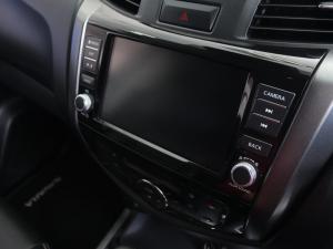 Nissan Navara 2.5DDTi double cab Pro-4X 4x4 - Image 14