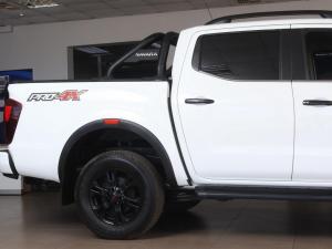 Nissan Navara 2.5DDTi double cab Pro-4X 4x4 - Image 15