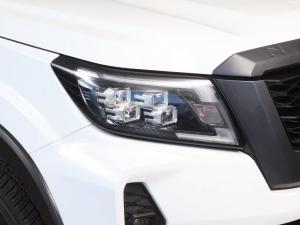Nissan Navara 2.5DDTi double cab Pro-4X 4x4 - Image 20